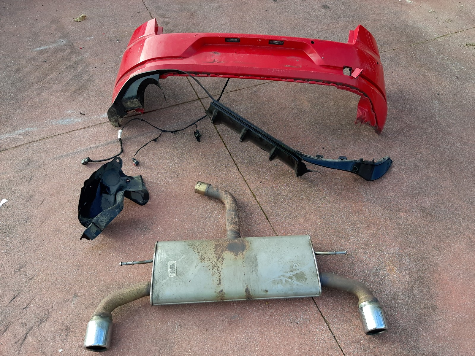 Volkswagen Golf VII Berlina 2017. Lot# 50468279. VIN WVWZZZAUZJW044427. Photo 1