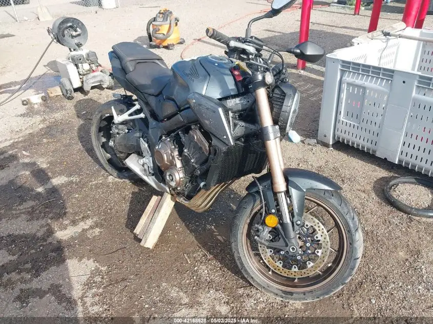 HONDA CB650 2023. Lot# 42168528. VIN MLHRH0251P5400538. Photo 1