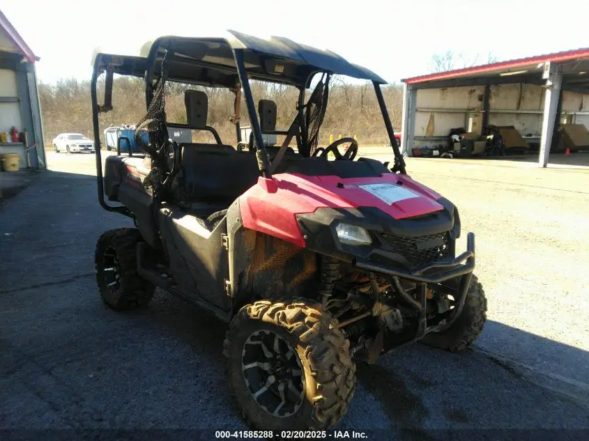 HONDA SXS700 2017. Lot# 41585288. VIN 1HFVE0206H4300253. Photo 1