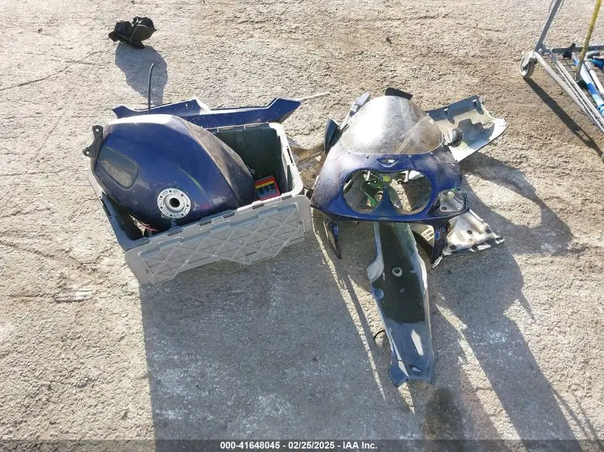 VIN: JKAZXDL19PA004867 | KAWASAKI ZX750 1993 car history