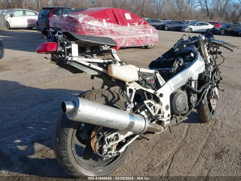 VIN: JKAZXDL19PA004867 | KAWASAKI ZX750 1993 car history