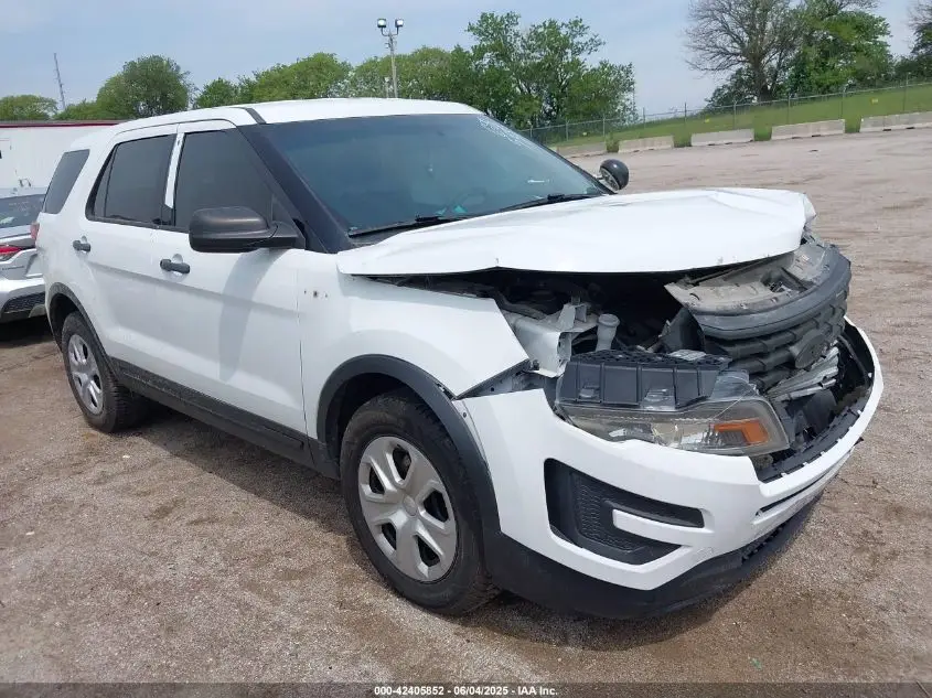 FORD POLICE INTERCEPTOR 2016. Lot# 42405852. VIN 1FM5K8AR9GGB64937. Photo 1