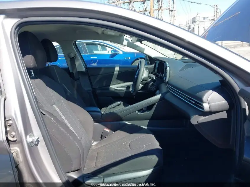 HYUNDAI ELANTRA 2021 GRAY Photo 6