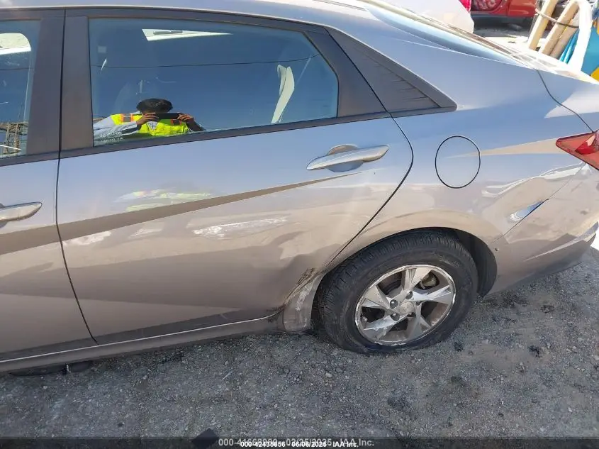 HYUNDAI ELANTRA 2021 GRAY Photo 7