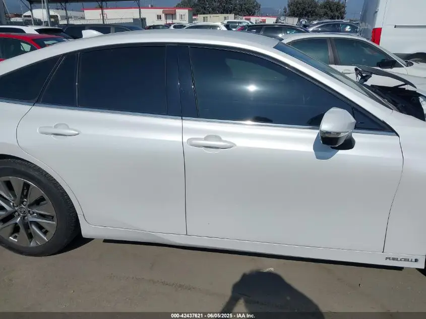 TOYOTA MIRAI 2023 WHITE Photo 5