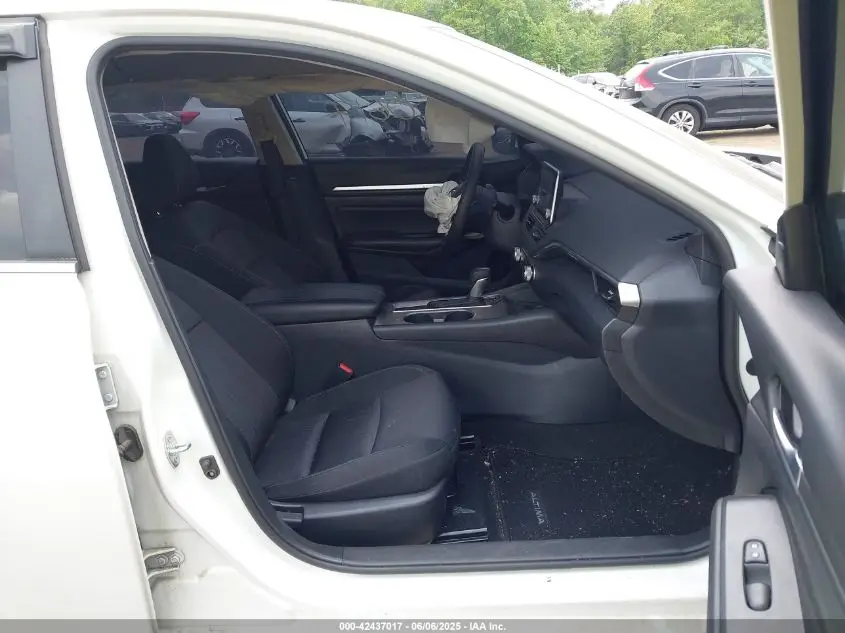 NISSAN ALTIMA 2022 WHITE Photo 14