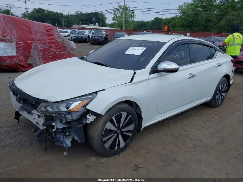 NISSAN ALTIMA 2022 WHITE Photo 15