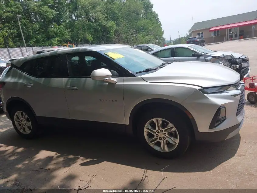 CHEVROLET BLAZER 2021 SILVER Photo 5