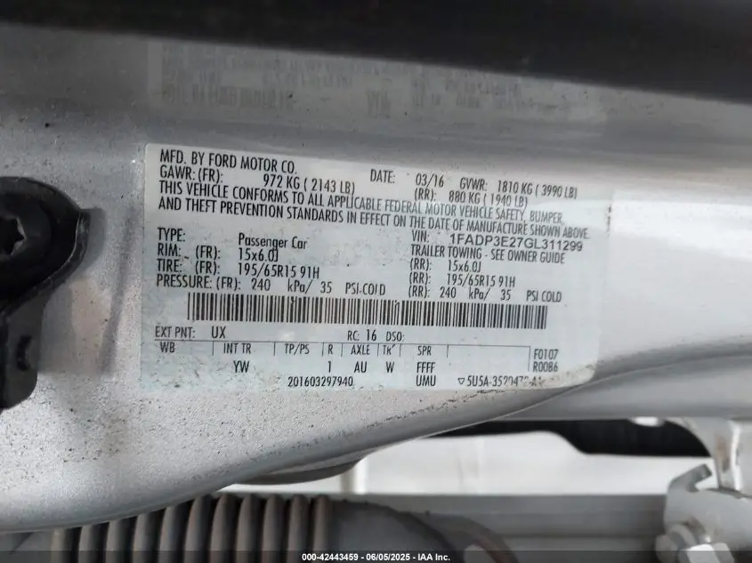 FORD FOCUS 2016 SILVER Photo 4