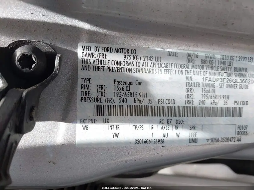 FORD FOCUS 2016 SILVER Photo 4