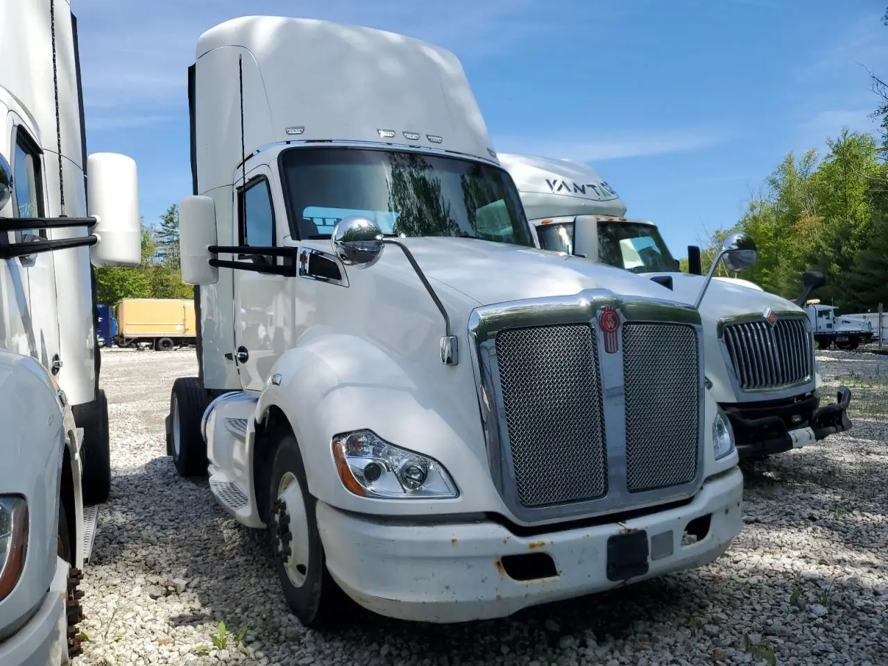 KENWORTH All Models 2014. Lot# 56552985. VIN 1XKYA48XXEJ402879. Photo 1