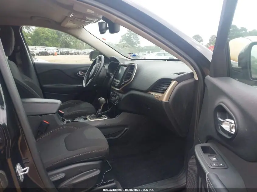 JEEP CHEROKEE 2016  Photo 12