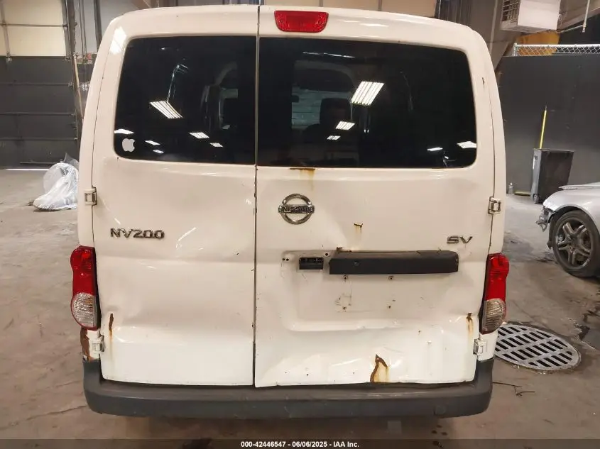 NISSAN NV200 2013  Photo 9