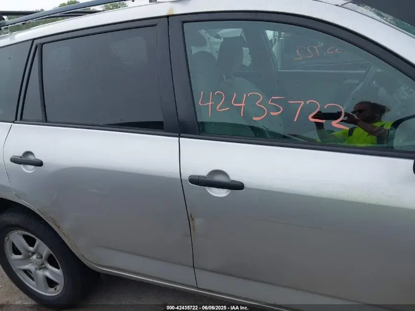 TOYOTA RAV4 2010 SILVER Photo 5