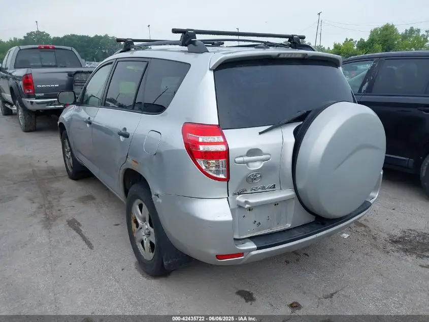 TOYOTA RAV4 2010 SILVER Photo 12