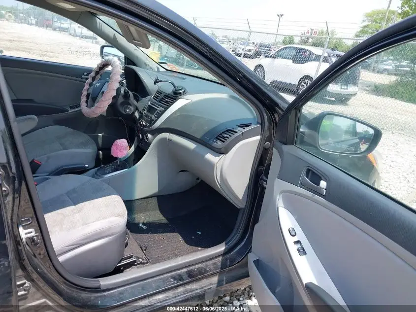 HYUNDAI ACCENT 2017  Photo 7