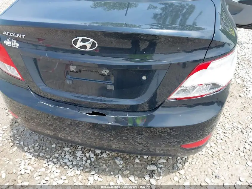 HYUNDAI ACCENT 2017  Photo 8