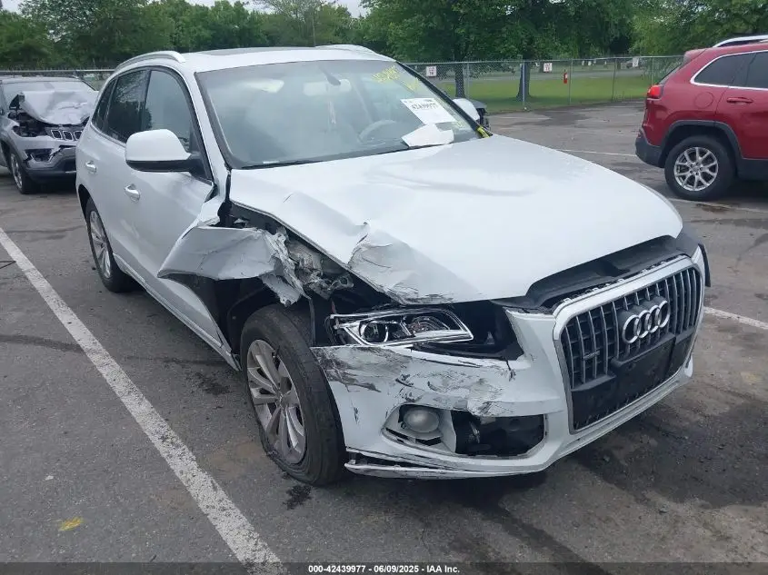 AUDI Q5 2015. Lot# 42439977. VIN WA1LFAFP3FA022304. Photo 1
