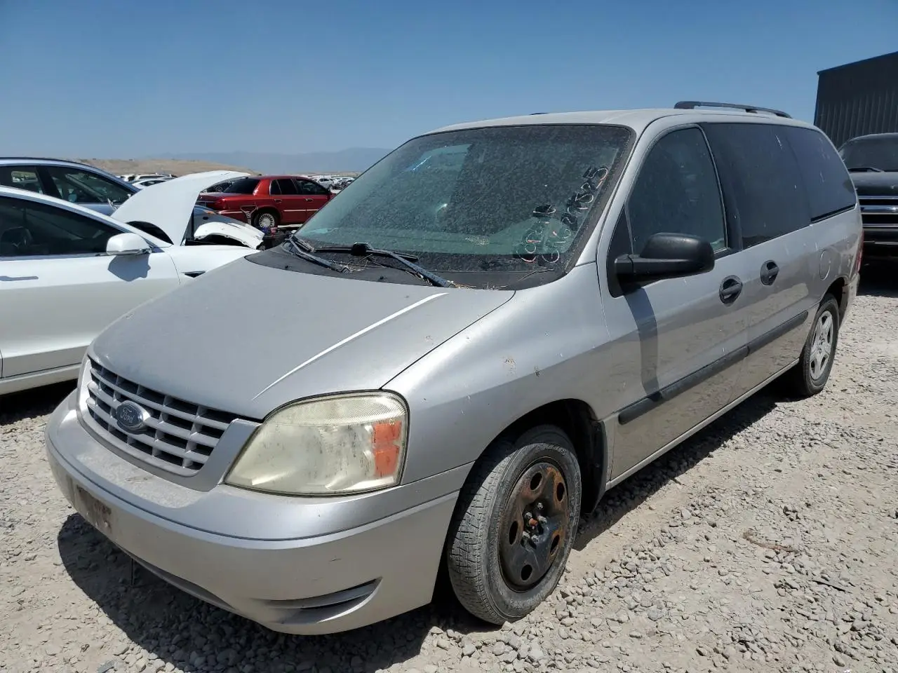 FORD FREESTAR 2005. Lot# 61629525. VIN 2FMZA51625BA82481. Photo 1
