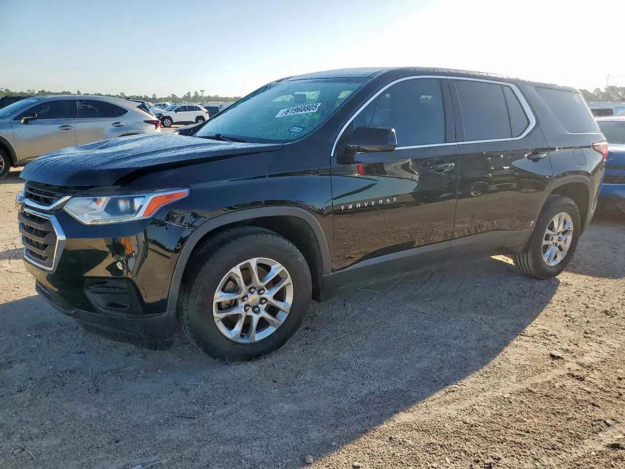CHEVROLET TRAVERSE 2018. Lot# 61960805. VIN 1GNERFKW9JJ210731. Photo 1