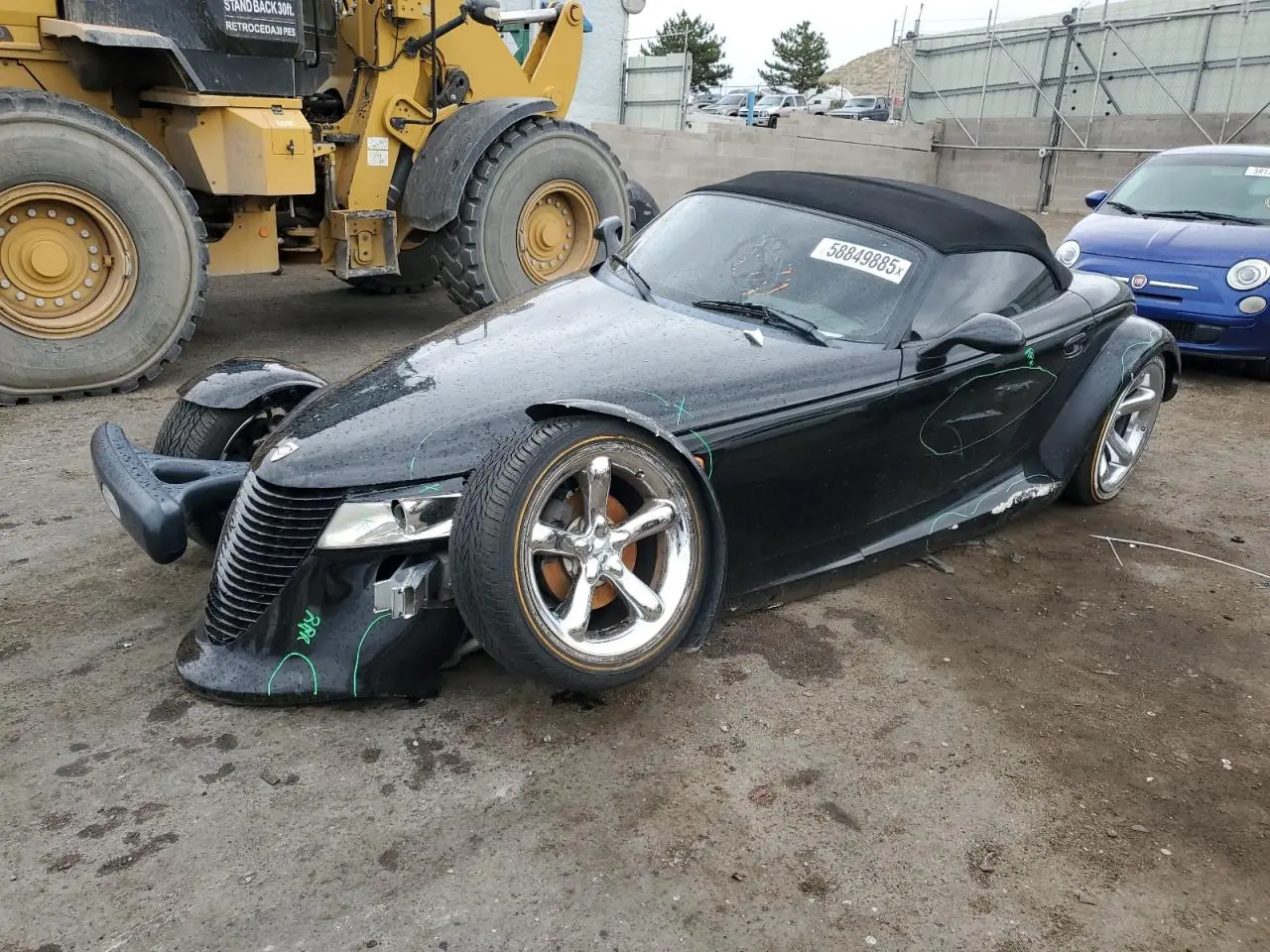 PLYMOUTH ALL OTHER 2000. Lot# 58849885. VIN 1P3EW65G2YV602491. Photo 1