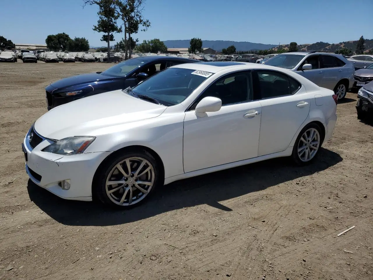 LEXUS IS 2006. Lot# 62968885. VIN JTHBE262065007927. Photo 1