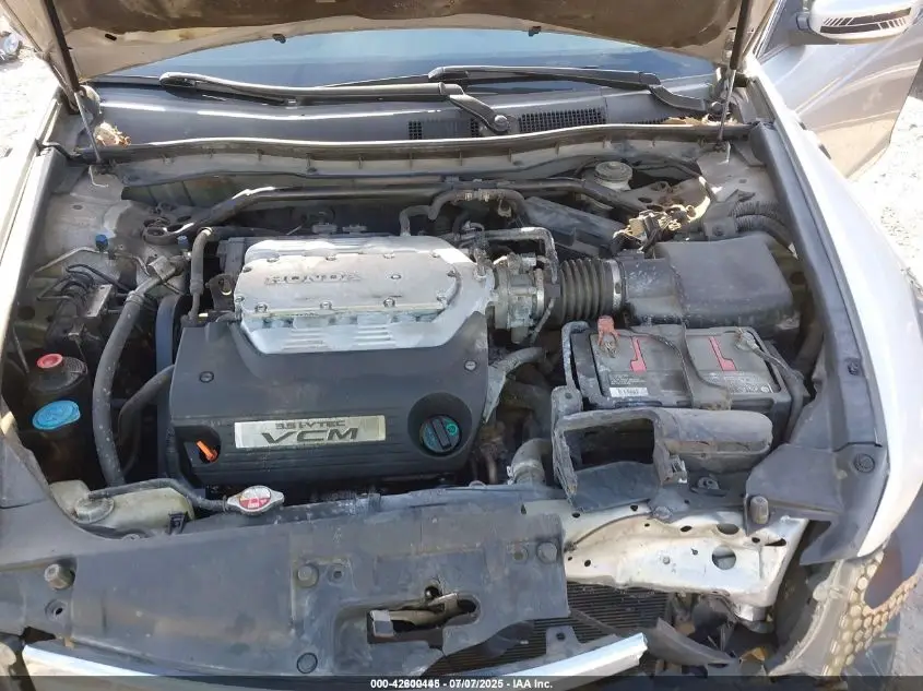 HONDA ACCORD 2009 SILVER Photo 2