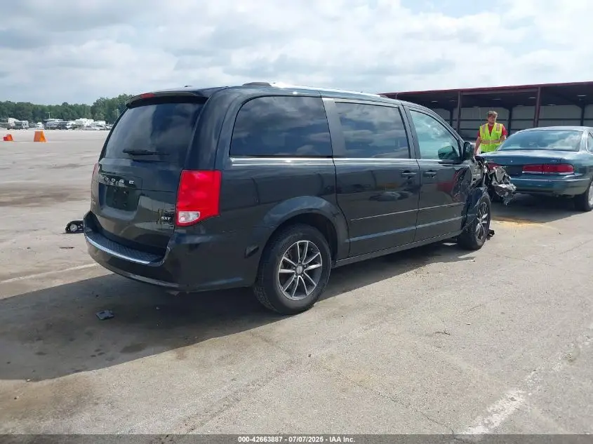 DODGE GRAND CARAVAN 2017  Photo 12