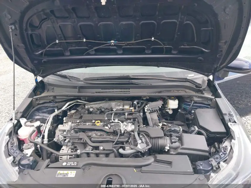 TOYOTA COROLLA 2023  Photo 2