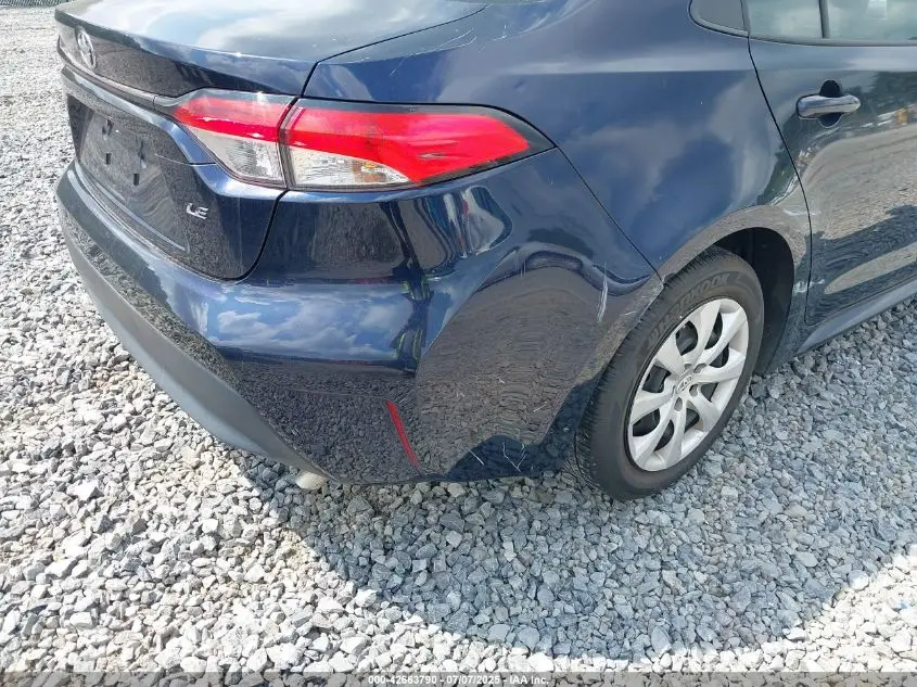 TOYOTA COROLLA 2023  Photo 9