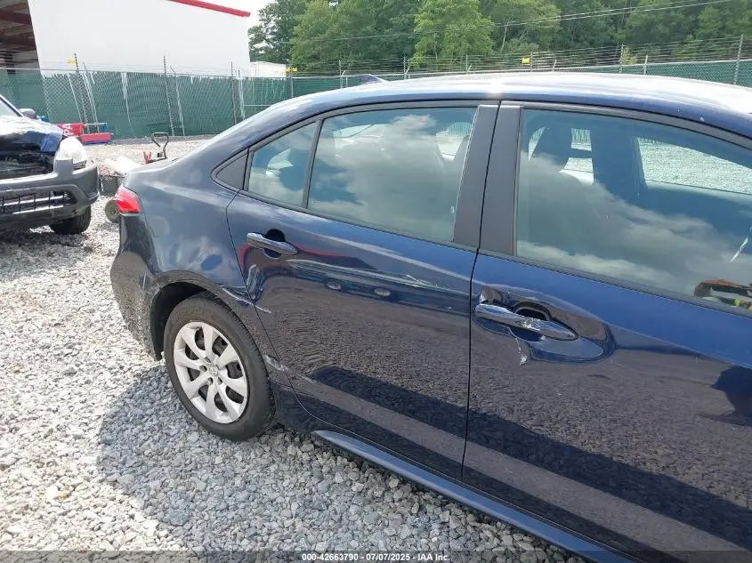 TOYOTA COROLLA 2023  Photo 15