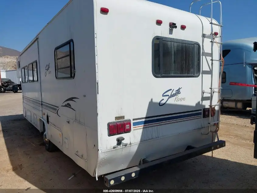 OTHER OTHER 2002 WHITE Photo 13