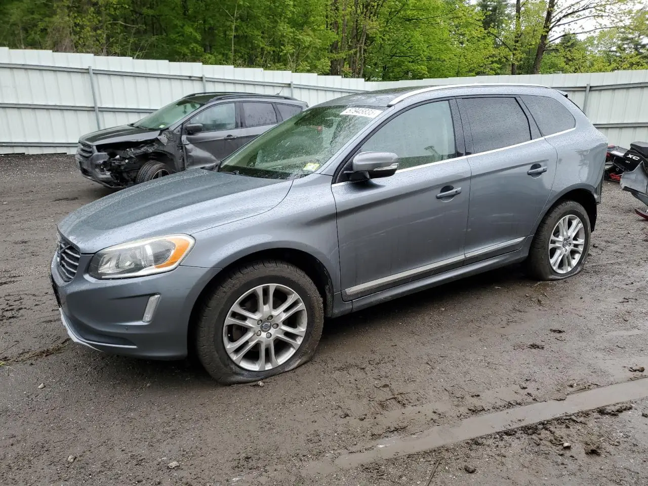 VOLVO XC60 2016. Lot# 57945835. VIN YV4612RK8G2842801. Photo 1