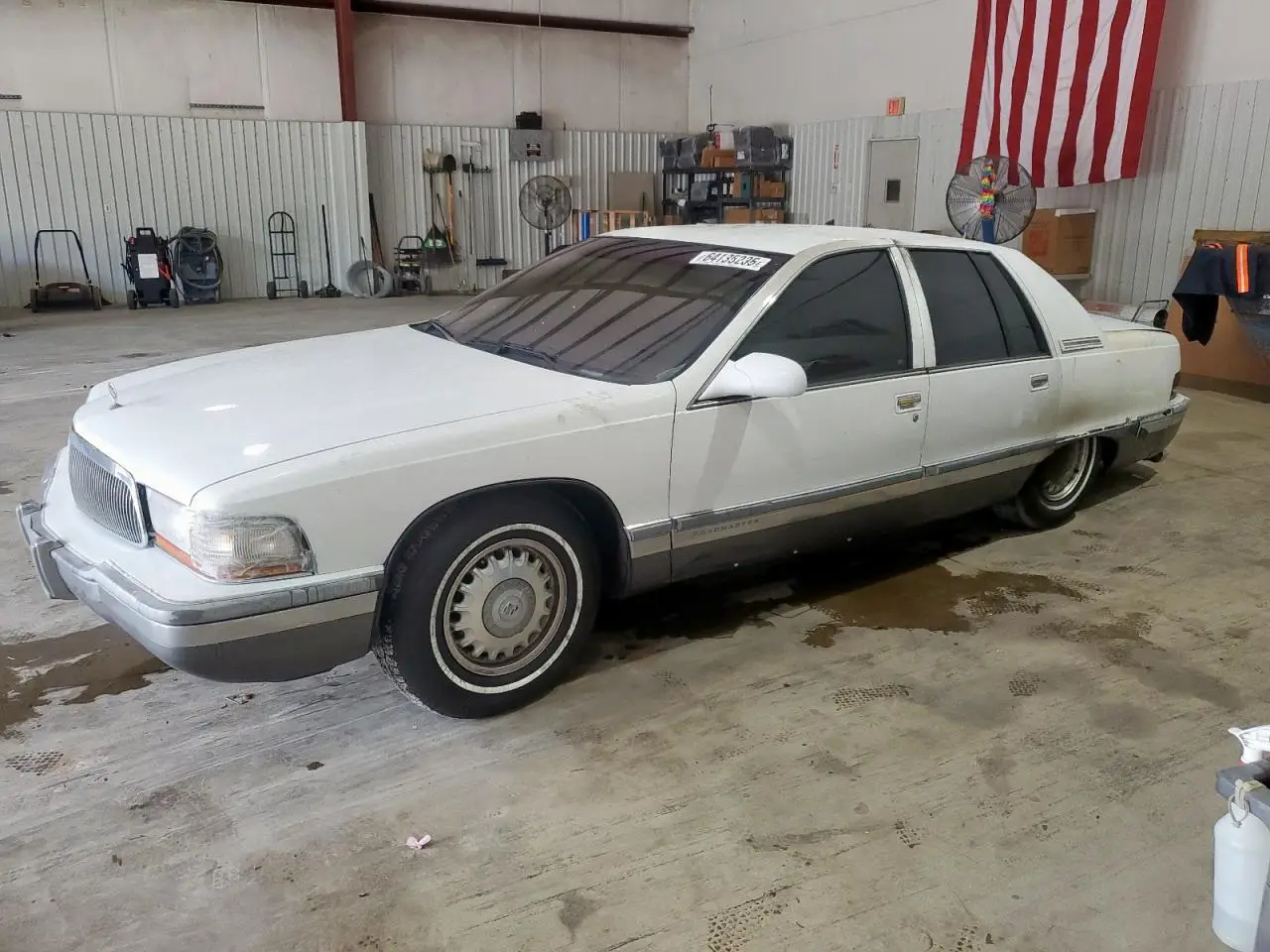 BUICK ROADMASTER 1995. Lot# 64135235. VIN 1G4BT52P9SR404822. Photo 1