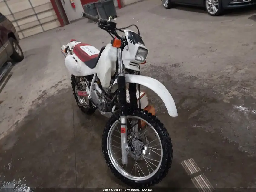 HONDA XR650 1999. Lot# 42701811. VIN JH2RD0607XK700042. Photo 1