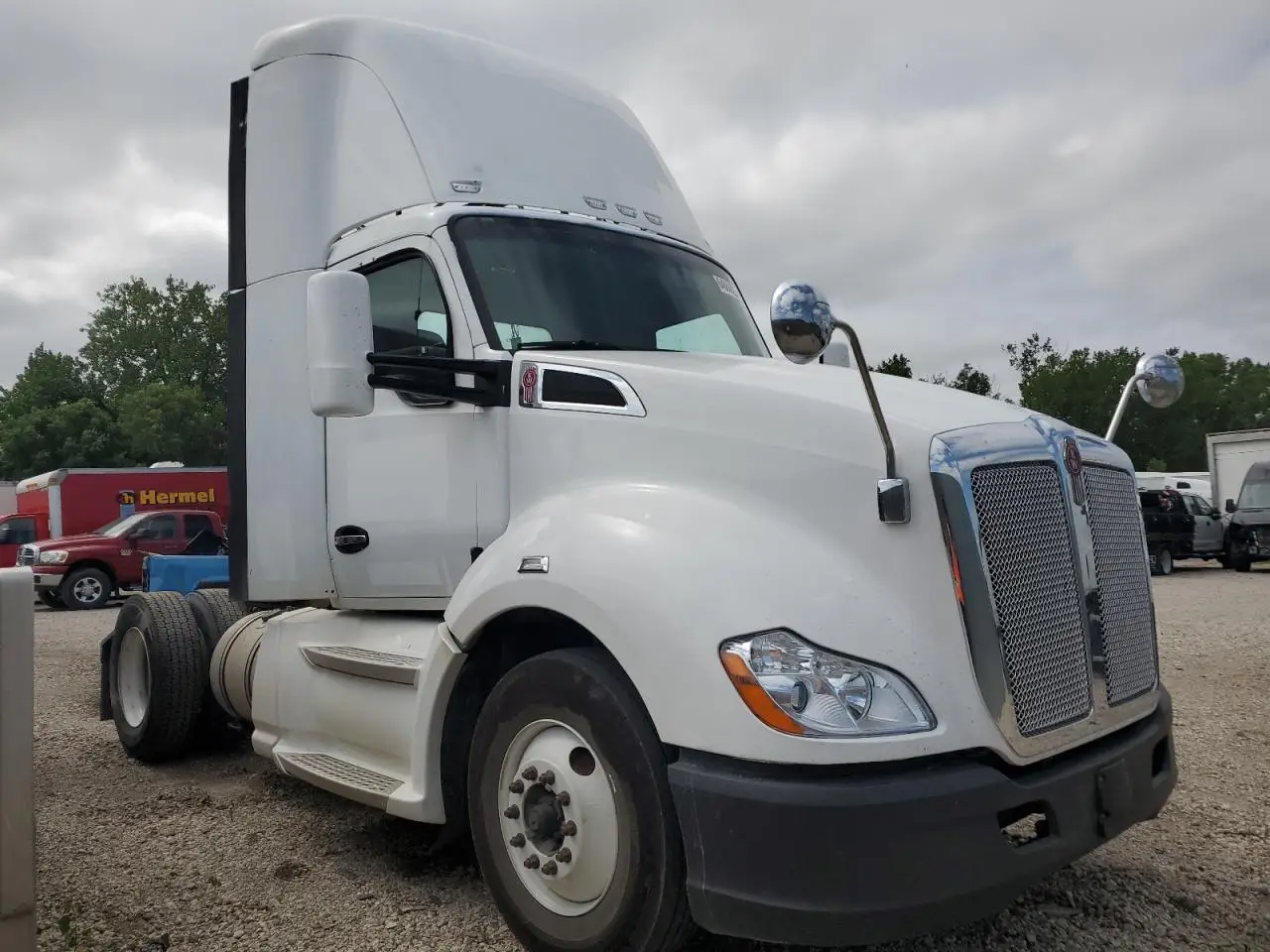 KENWORTH All Models 2015. Lot# 64684025. VIN 1XKYA48X8FJ403403. Photo 1