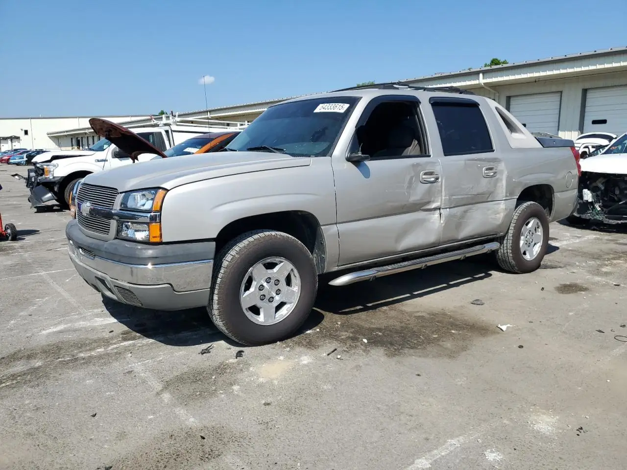 CHEVROLET AVALANCHE 2004. Lot# 64333615. VIN 3GNEC12T34G128803. Photo 1