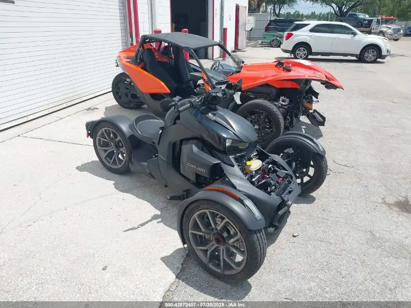 CAN-AM RYKER 2023. Lot# 42872407. VIN 3JB2FEG48PJ000143. Photo 1