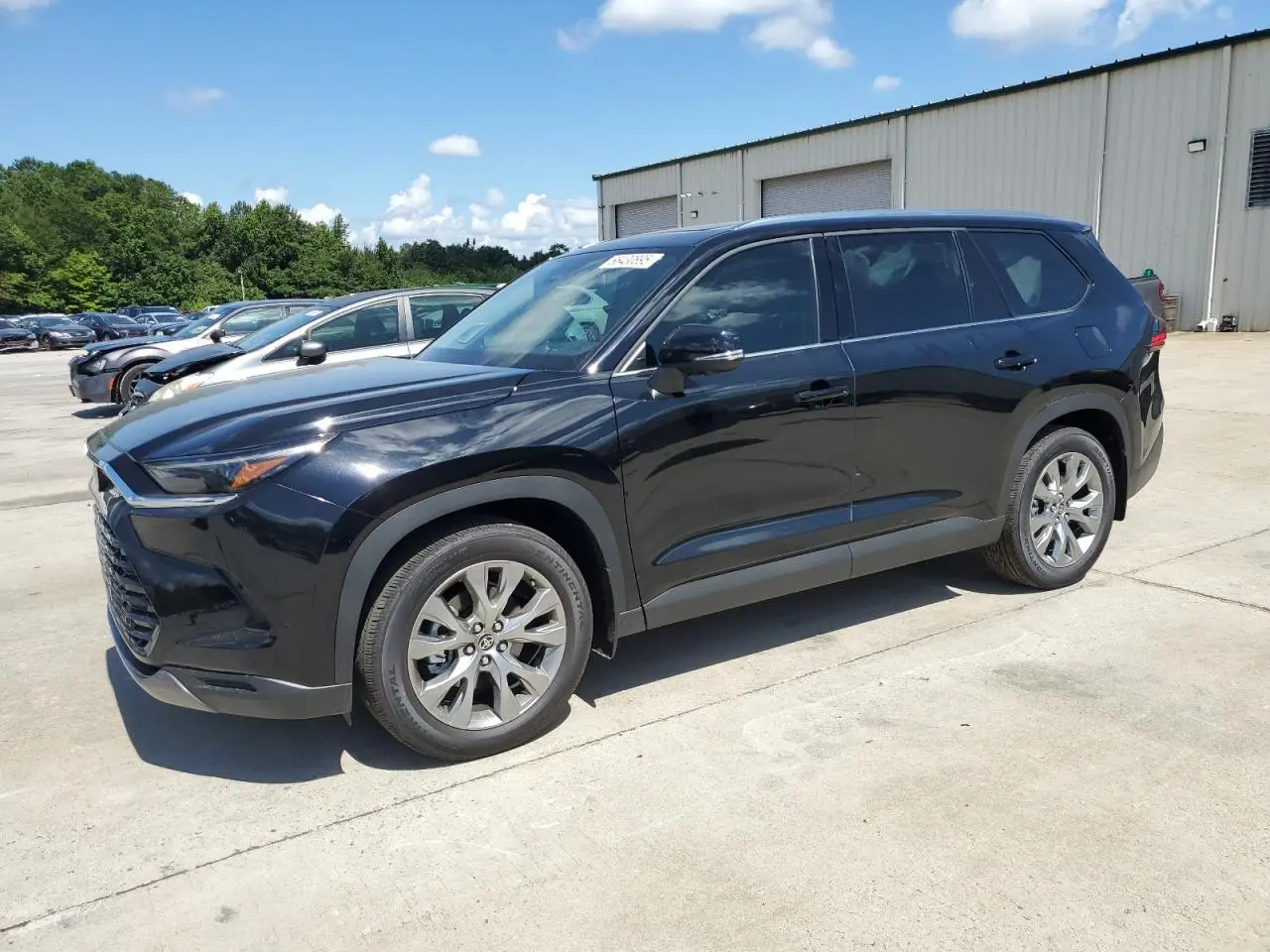 TOYOTA GRAND HIGH 2025. Lot# 66430895. VIN 5TDAAAA55SS028264. Photo 1